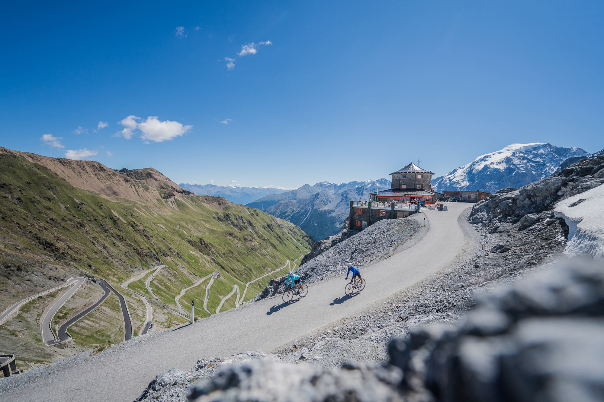Cycling day on the Stelvio Pass - Alpine guesthouse Tibet Hut